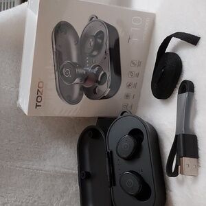 TOZO T10 Wireless earbuds
